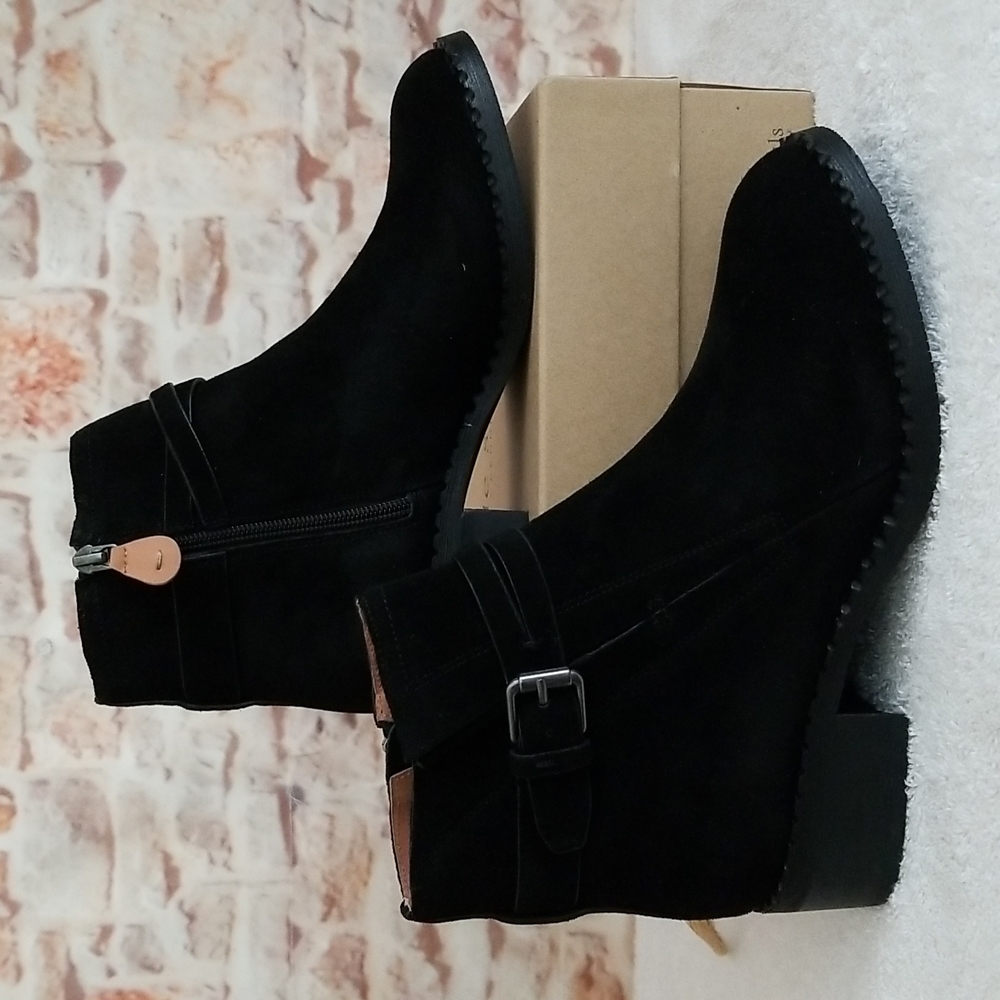 New gentle souls Best V-Gored Booties - Picture 4 of 14